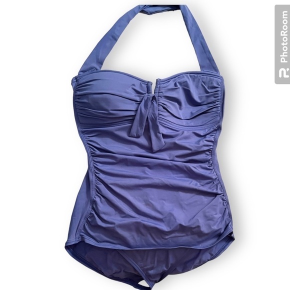 Tommy Bahama ruched one-piece, halter top, suggests the 40s, size 6. Gently used - Picture 1 of 6
